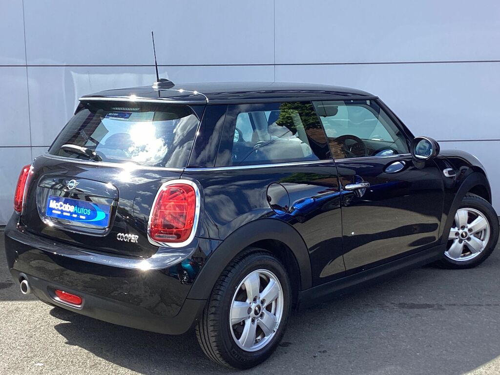 Mini Hatch 1.5 Cooper Classic Hatchback Eur Black #4