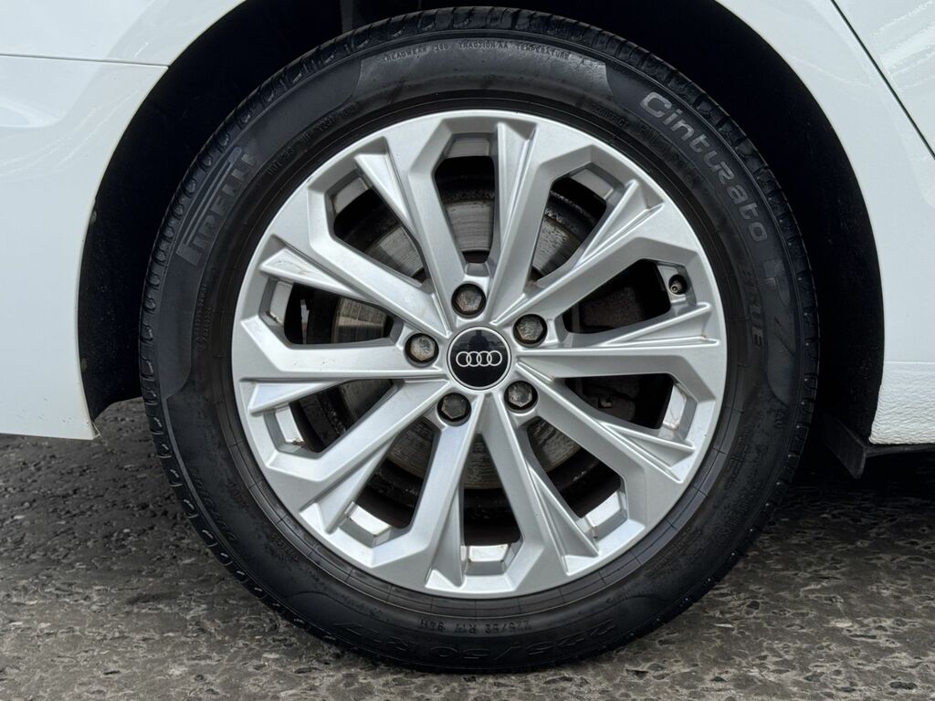 Audi A4 2021 2.0 Tfsi 35 Black Edition Estate S Blue #7