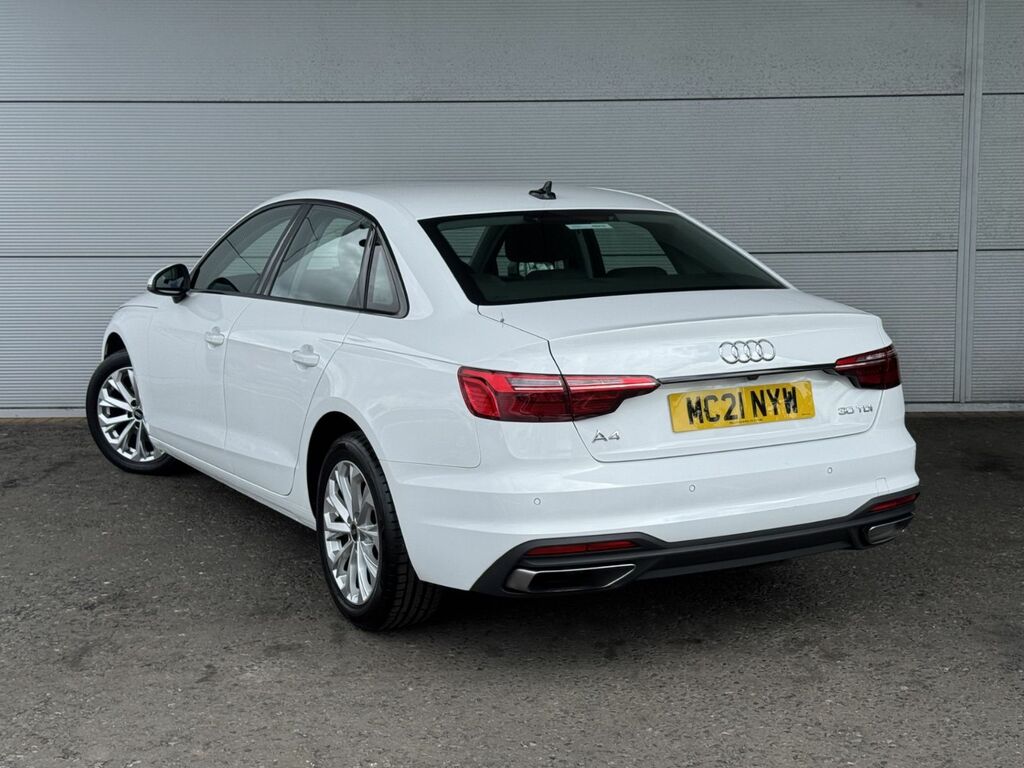 Audi A4 2.0 Tdi Technik 136 Bhp S-tronic White #5