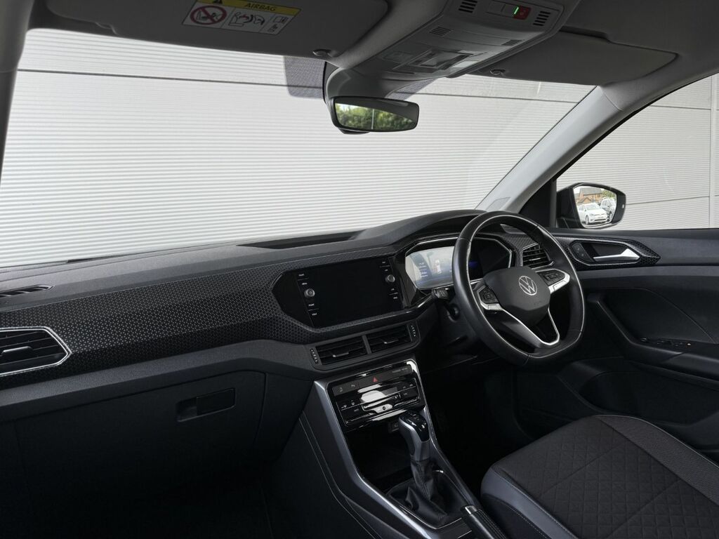 Volkswagen T-Cross 1.0 Tsi Sel 110 Bhp Dsg Black #6