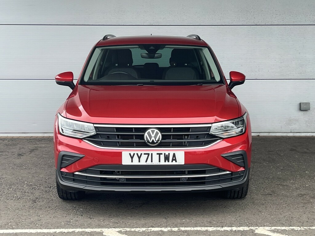 Volkswagen Tiguan 1.5 Tsi Life 150 Bhp Dsg YY71TWA Red #2
