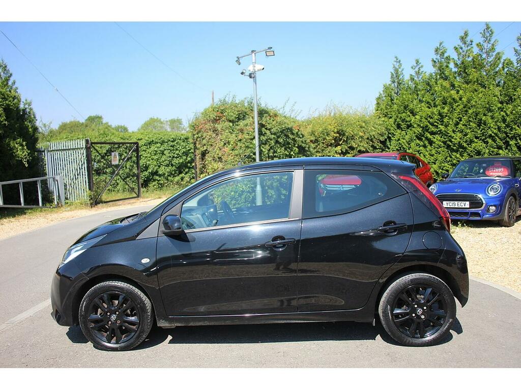 Toyota Aygo Hatchback Black #4