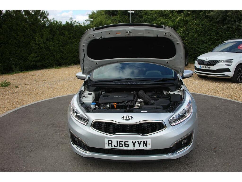 Kia Ceed 1.6 Crdi Gt-line S Isg 134 Bhp White #30