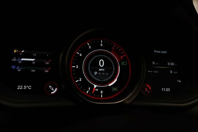Aston Martin DB11 V8 Volante Euro 6 Black #43
