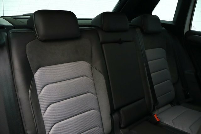 Volkswagen Tiguan 2.0 Tdi R-line Tech Suv Dsg Euro 6 S S White #4