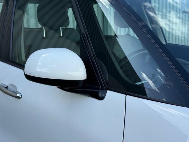 Fiat 500L Mpv White #33