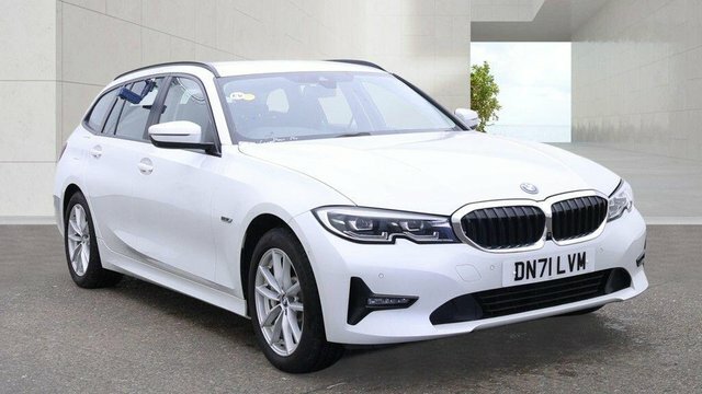 BMW 3 Series 330E 12Kwh Se Pro White