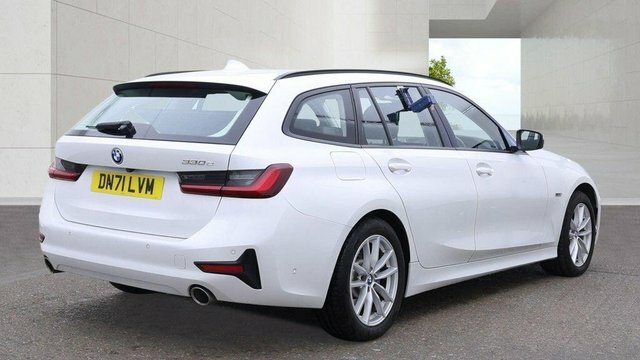 BMW 3 Series 330E 12Kwh Se Pro White #4