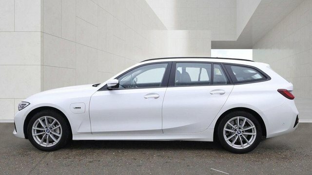BMW 3 Series 330E 12Kwh Se Pro White #6