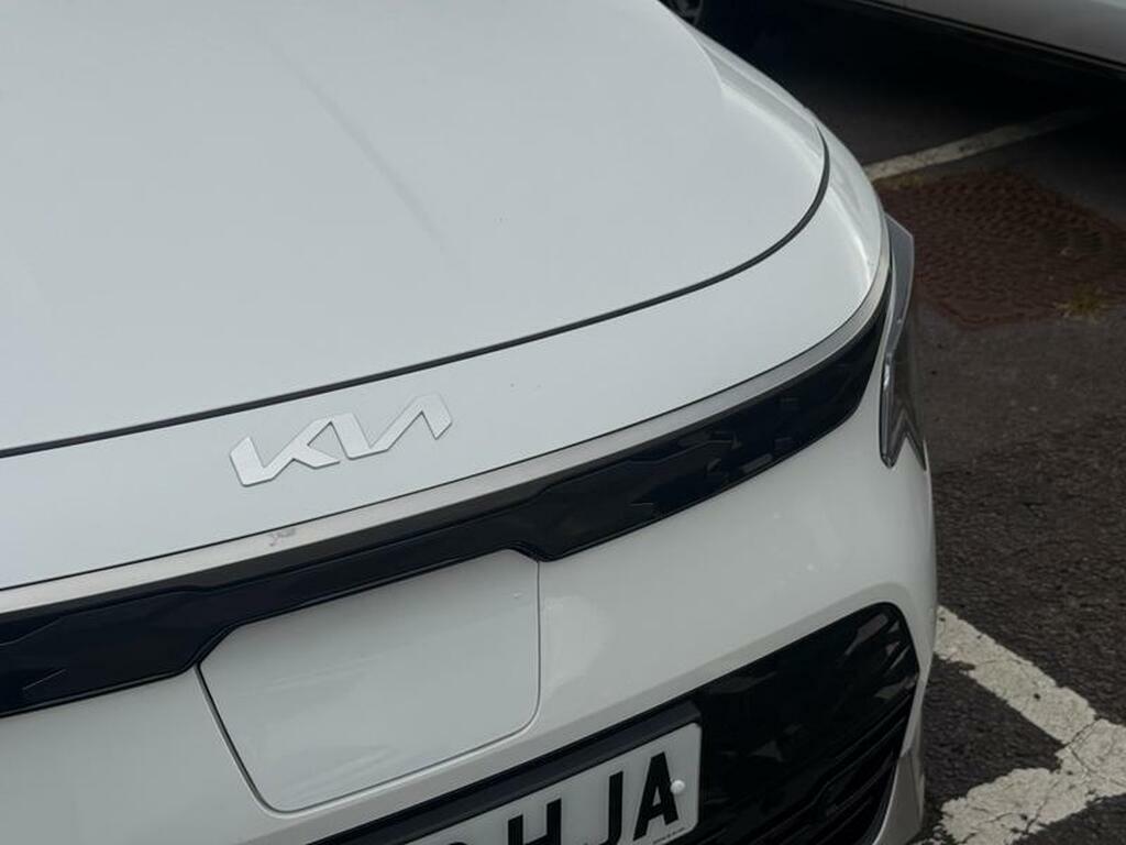 Kia e-Niro 64.8Kwh 4 Suv 201 Bhp White #4