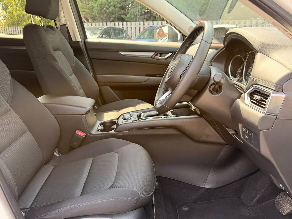 Mazda CX-5 2.0 E-skyactiv G Mhev Centre-line Suv A YV73PXZ White #6