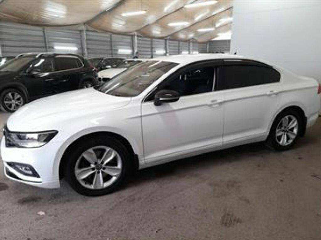 Volkswagen Passat 2.0L Se Nav Tdi Saloon Euro 6 PJ21ZFU White #4