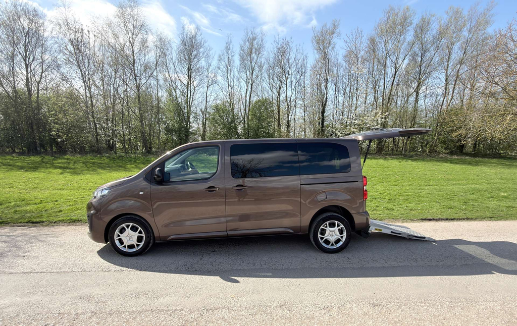Citroen SpaceTourer Hdi 12,000 Miles Wheelchair Accessible Vehicle W