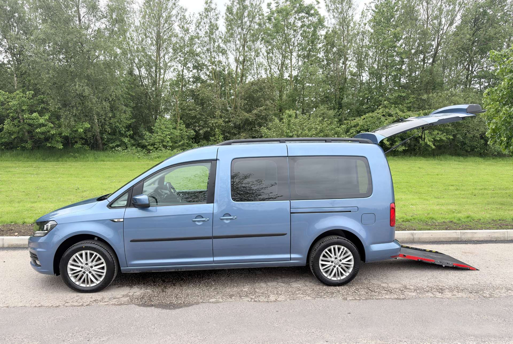 Volkswagen Caddy Maxi Life Dsg C20 Wheelchair Accessible Vehicle Wa