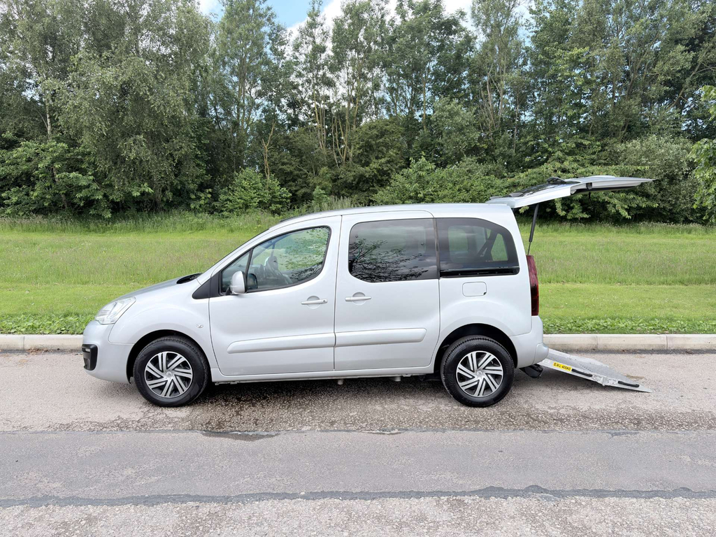 Citroen Berlingo Hdi Wheelchair Accessible Vehicle Wav Di Silver