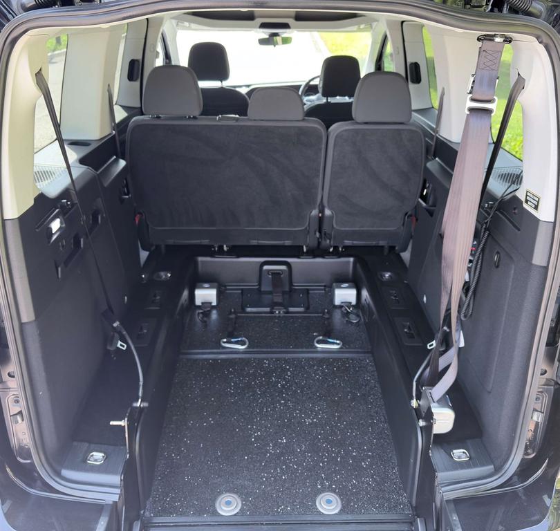 Volkswagen Caddy Maxi Life C20 New Shape Wheelchair Accessible Vehicle Wav #6
