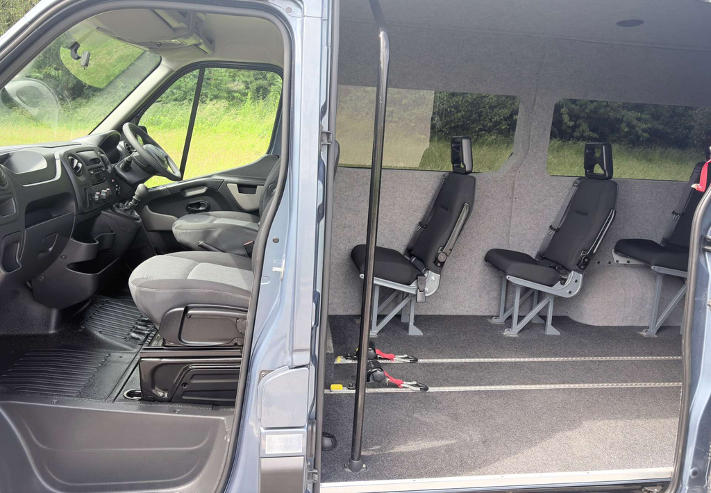 Renault Master Mm33 Business Wheelchair Accessible Vehicle Wav M #6