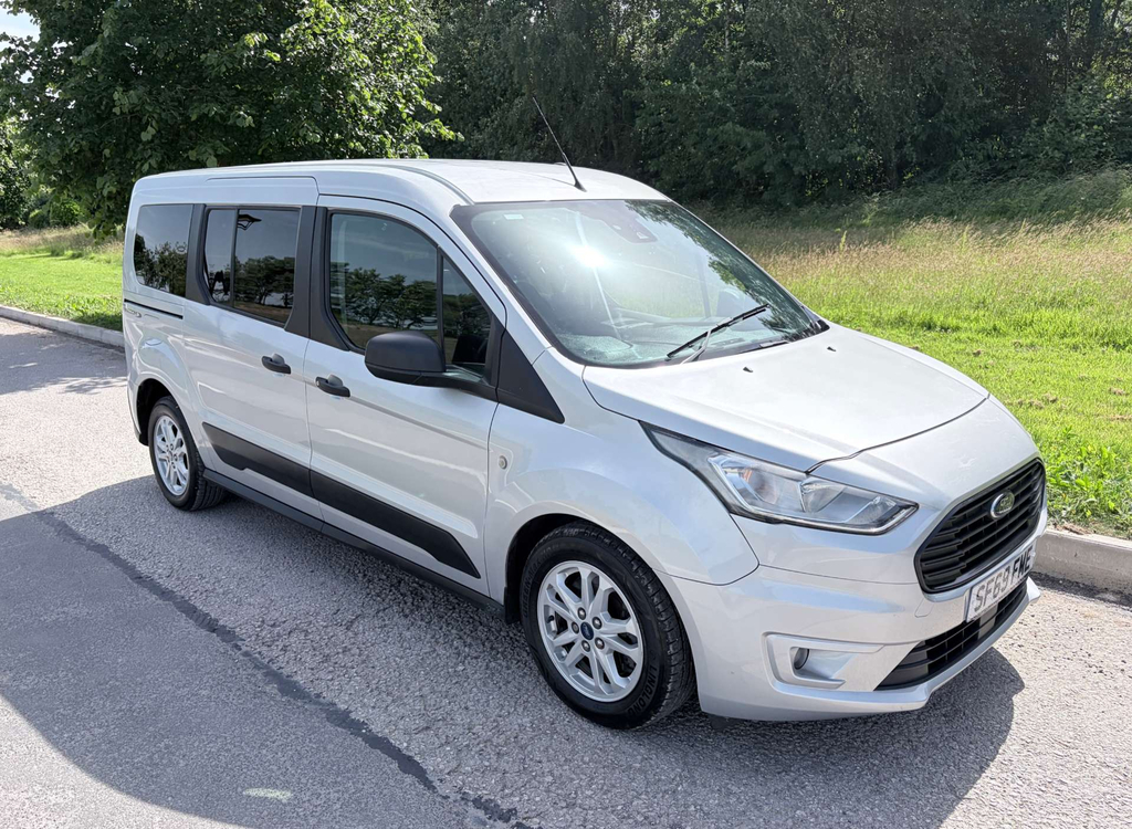 Ford Grand Tourneo Connect 5 Seats Allied Wheelchair Accessible Vehicle D SF69FME #2