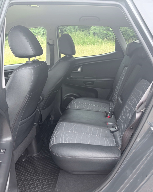 Kia Venga 1.6 3 Mpv Euro 6 123 Bhp Grey #10