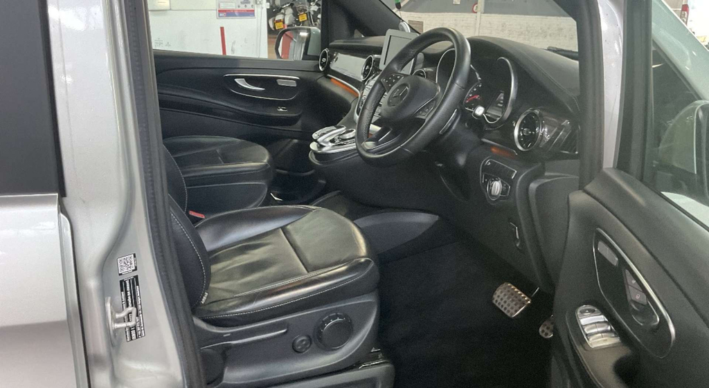 Mercedes-Benz V Class Wheelchair Accessible Vehicle Wav Disa  #6