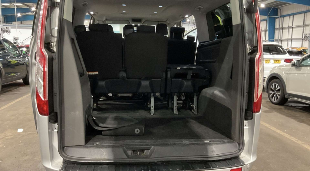 Ford Tourneo Custom 320 Zetec Tdci  #6