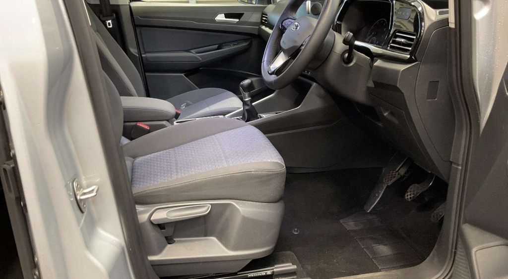 Ford Tourneo Connect 2.0 Ecoblue Titanium Mpv Dct Euro 6 S Red #7