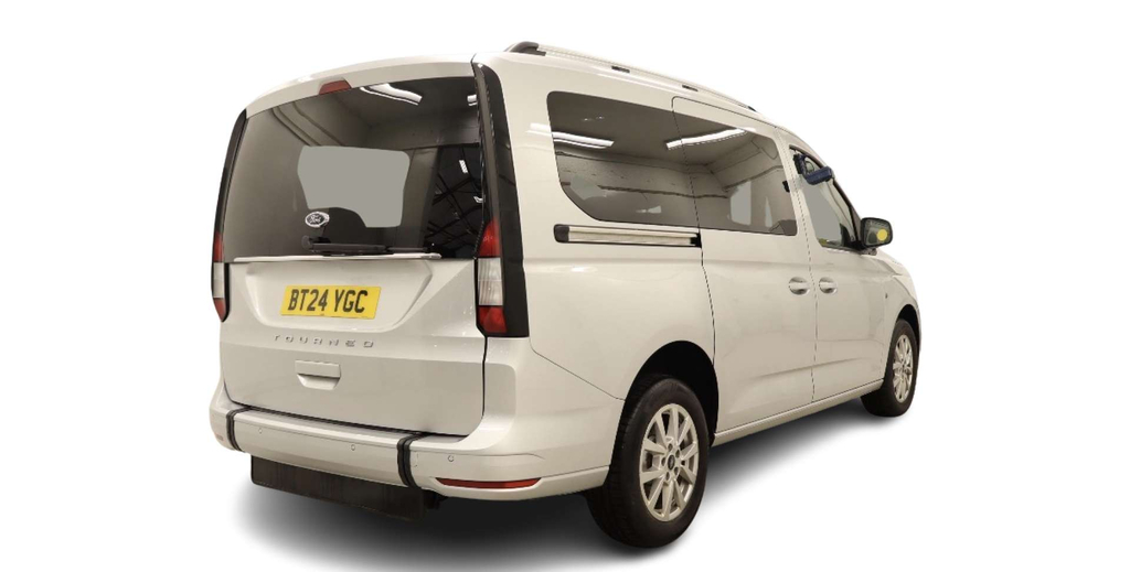 Ford Tourneo Connect Rare 5,000 Miles Wheelchair Accessible  #4
