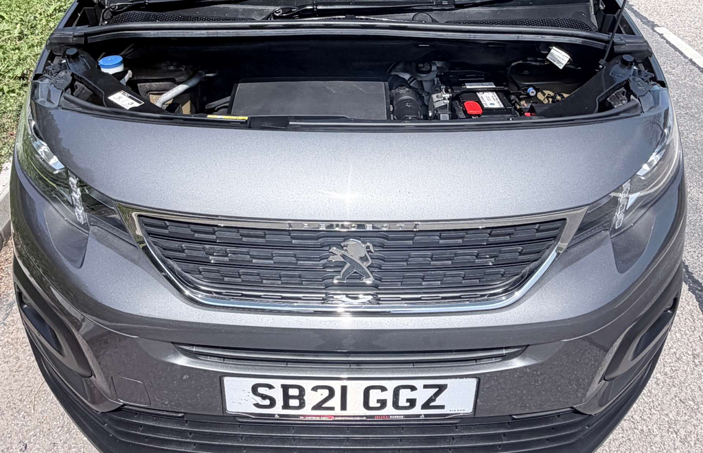 Peugeot Rifter 1.2 Puretech 130 Gt 7 Seats Eat8 Black #11