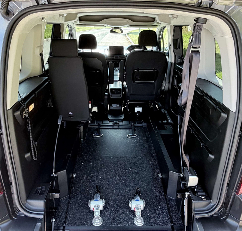 Peugeot Rifter Allure Premium Wheelchair Accessible V #6