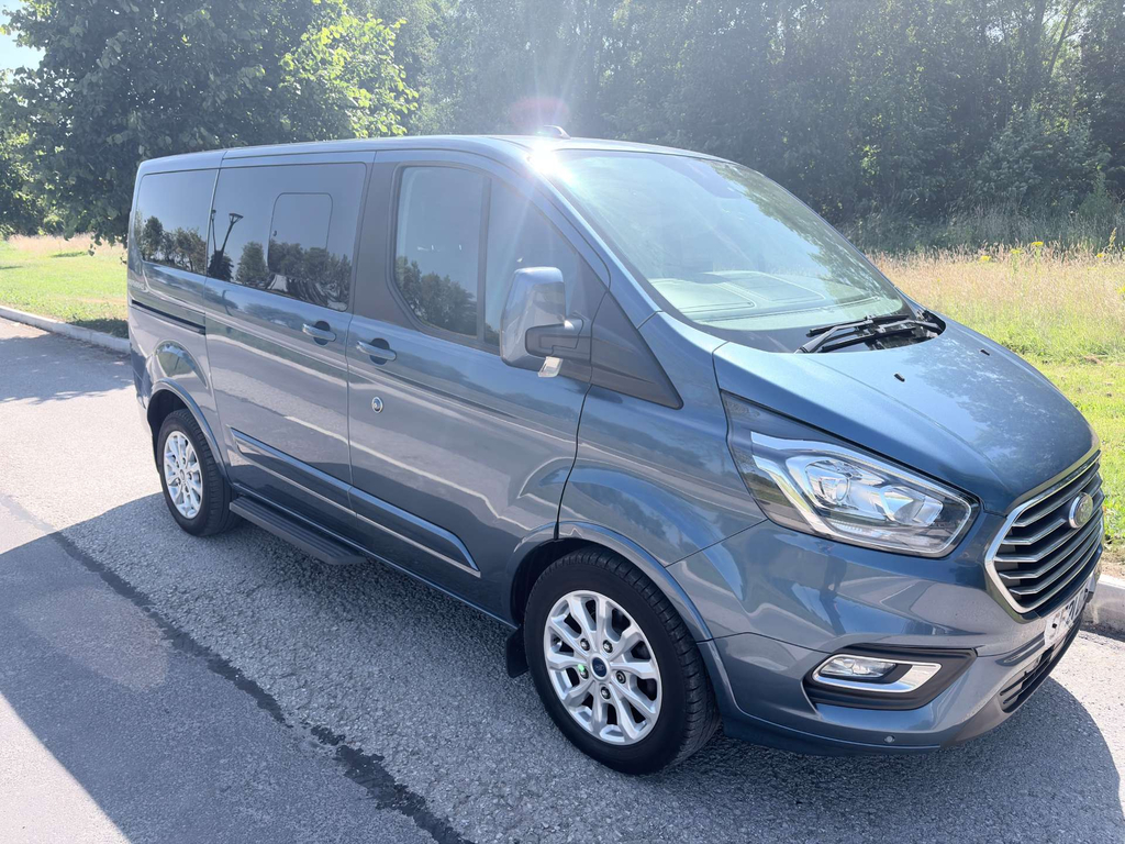 Ford Tourneo Custom Titanium Wheelchair Accessible Vehicle Wav Mobilit #2