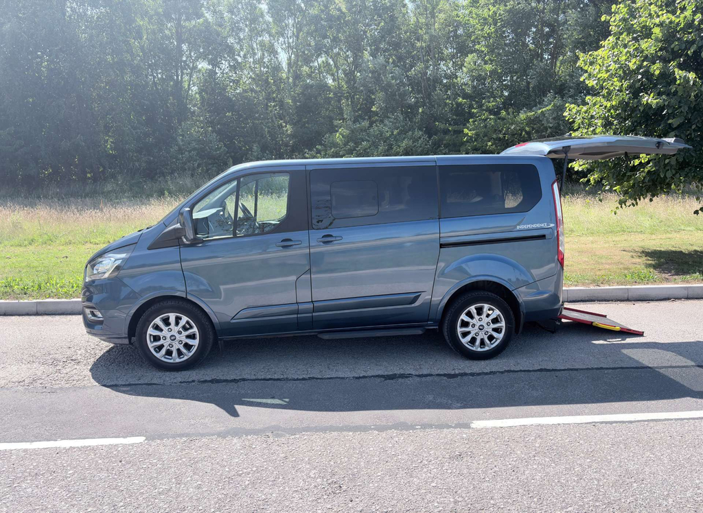 Ford Tourneo Custom Titanium Wheelchair Accessible Vehicle Wav Mobilit