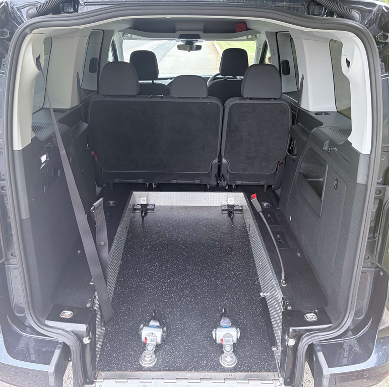 Volkswagen Caddy Maxi Life Caddy Maxi 1.5 Tsi Life 116 Dsg Tech Pack Grey #6
