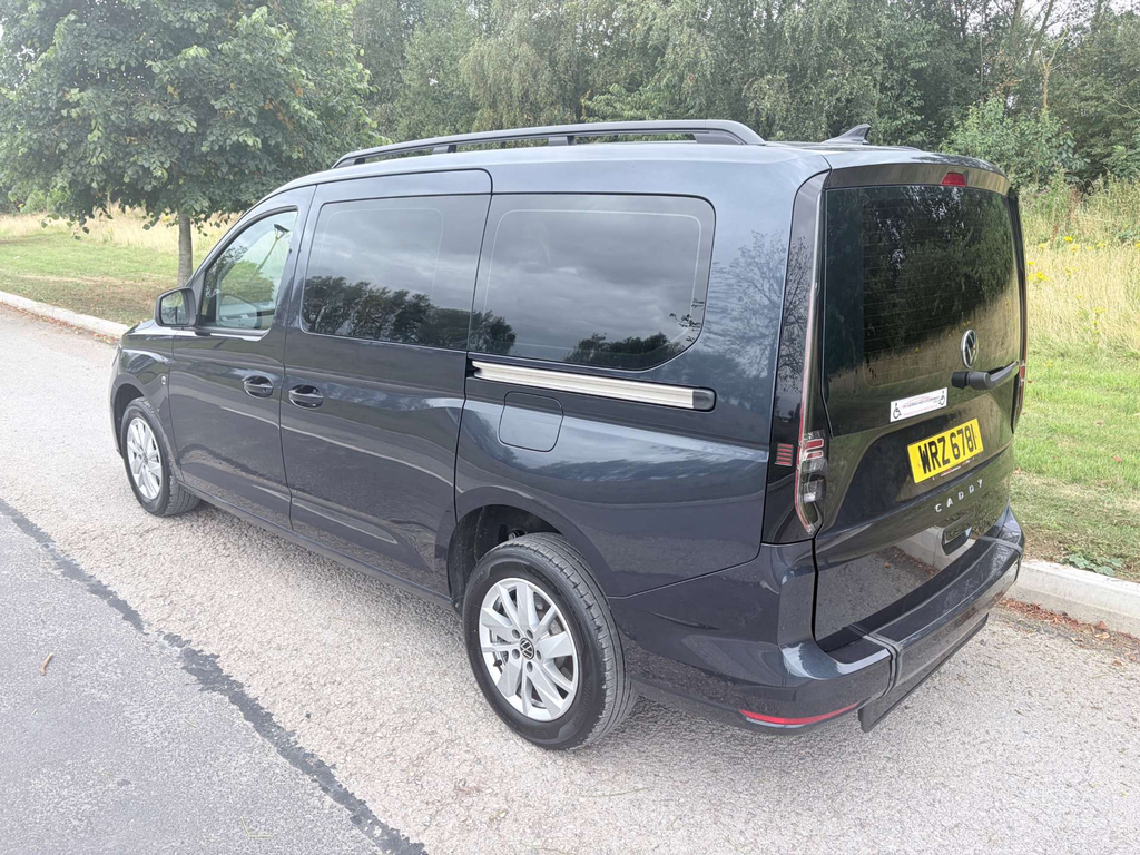 Volkswagen Caddy Maxi Life Caddy Maxi 1.5 Tsi Life 116 Dsg Tech Pack Grey #5