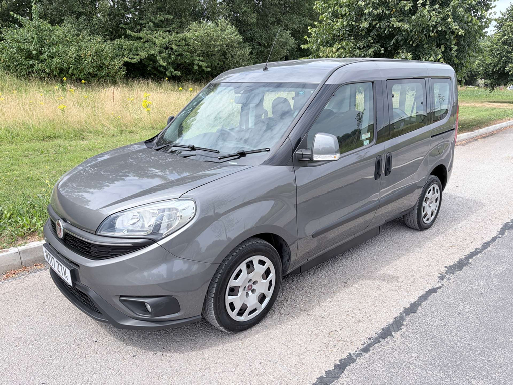 Fiat Doblo 9,000 Miles Passenger Wheelchair Upfront Accessi #3