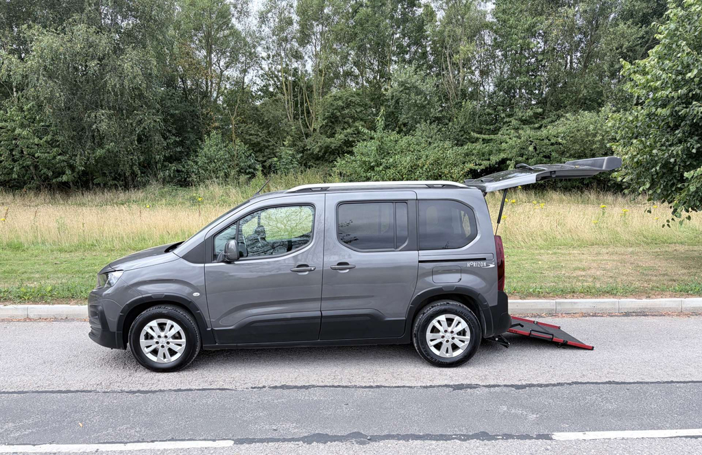 Peugeot Rifter Horizon Re Td Hdi Wheelchair Accessible Vehicle Wa