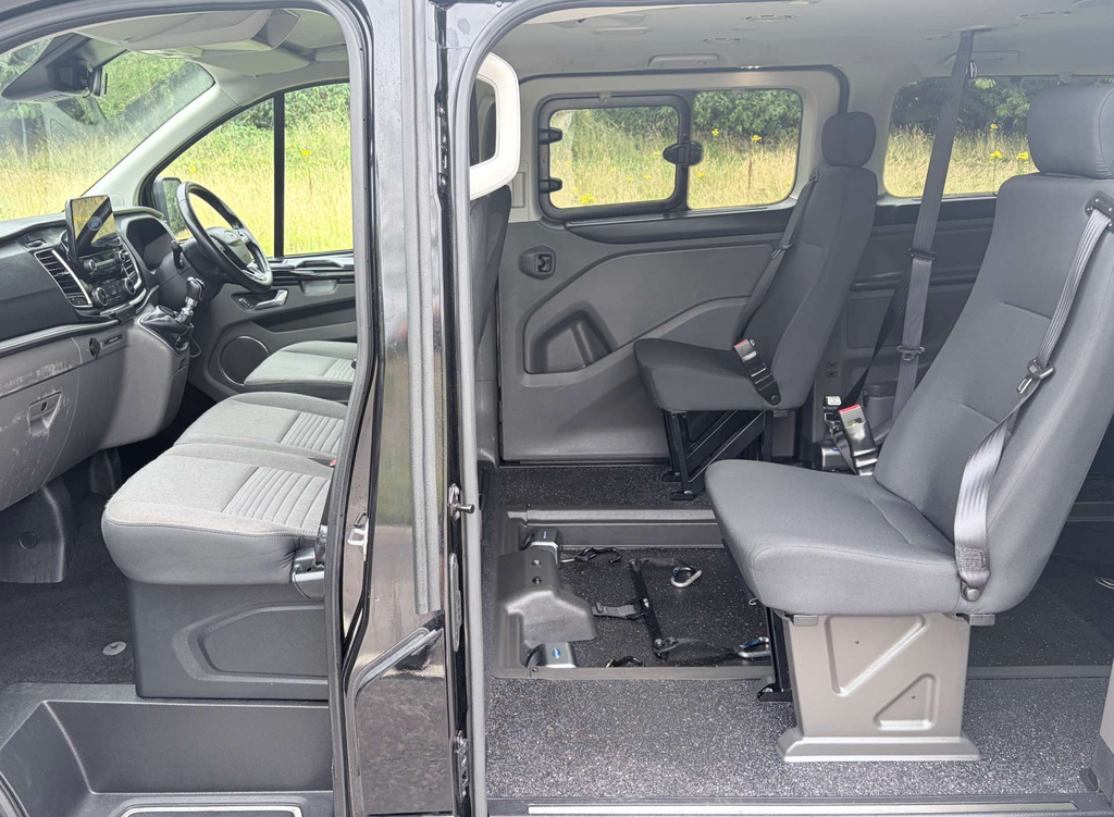 Ford Tourneo Custom 2L Zetec White #8