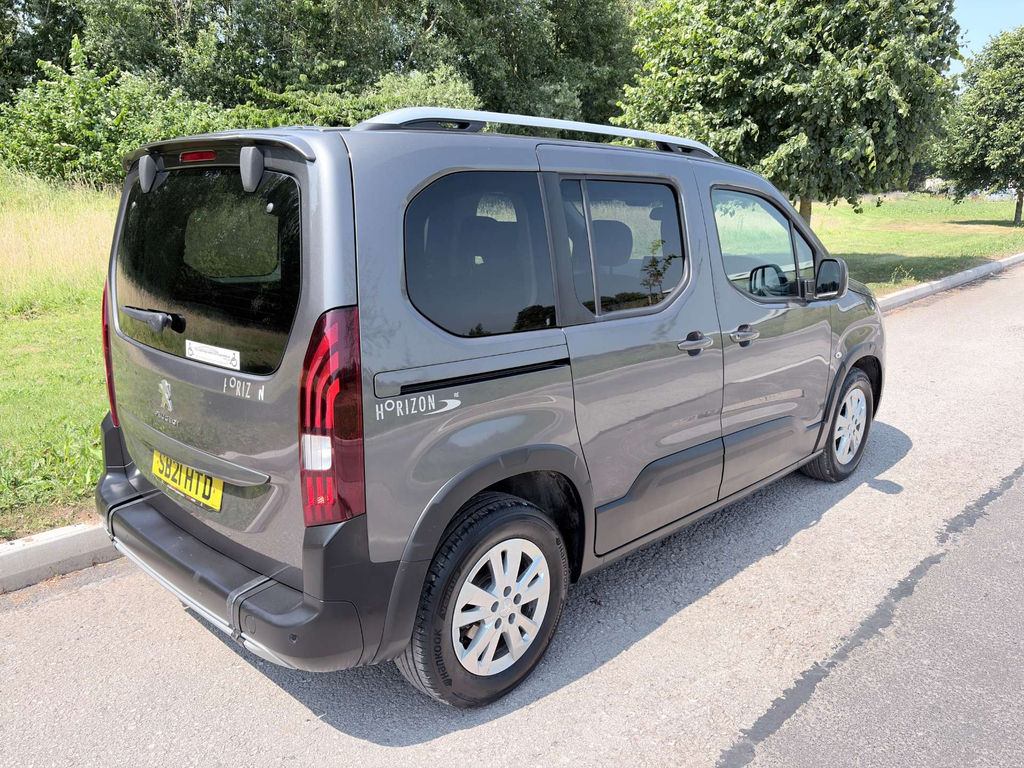 Peugeot Rifter Allure Premium Wheelchair Accessible V  #4