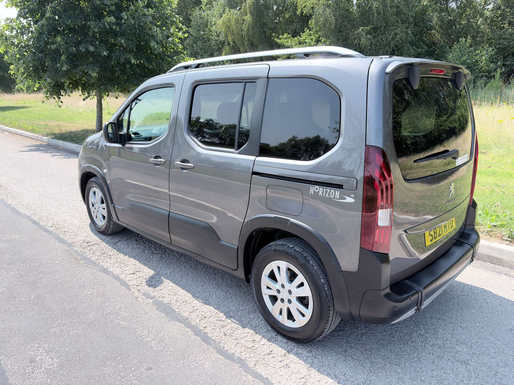 Peugeot Rifter Allure Premium Wheelchair Accessible V  #5