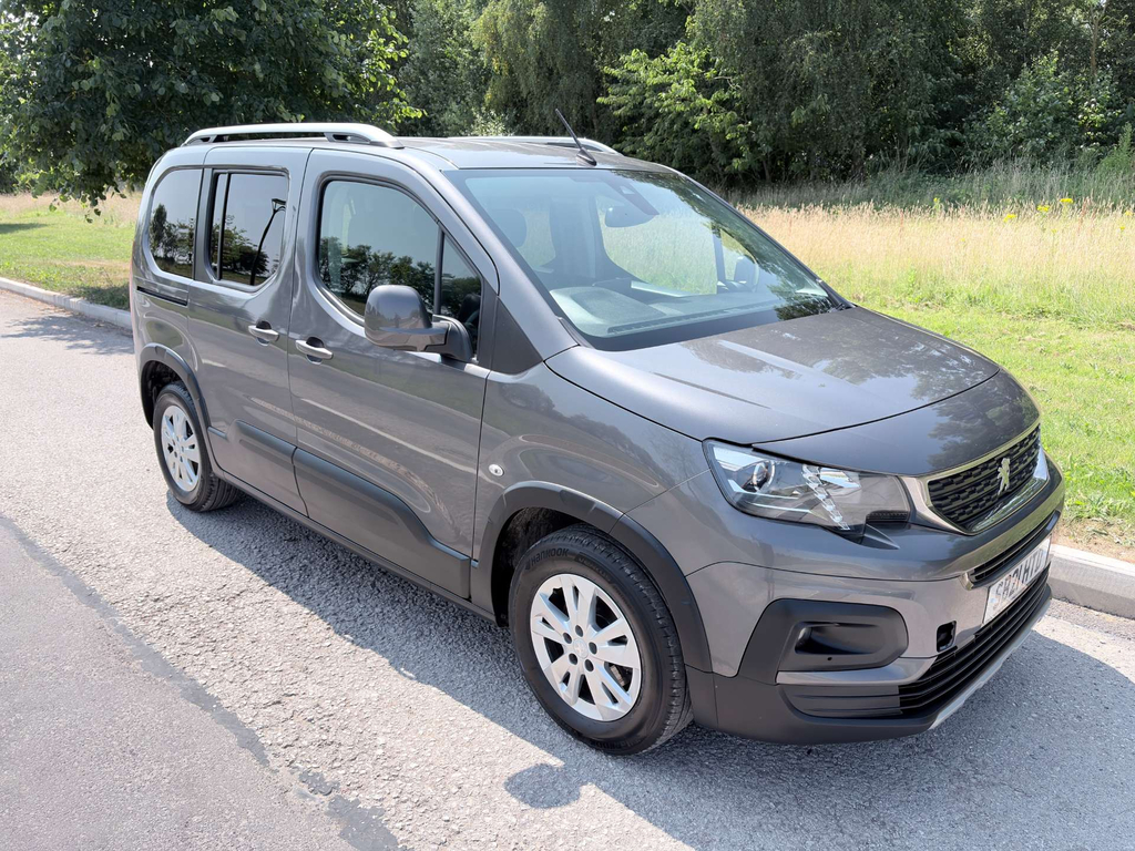 Peugeot Rifter Allure Premium Wheelchair Accessible V  #2