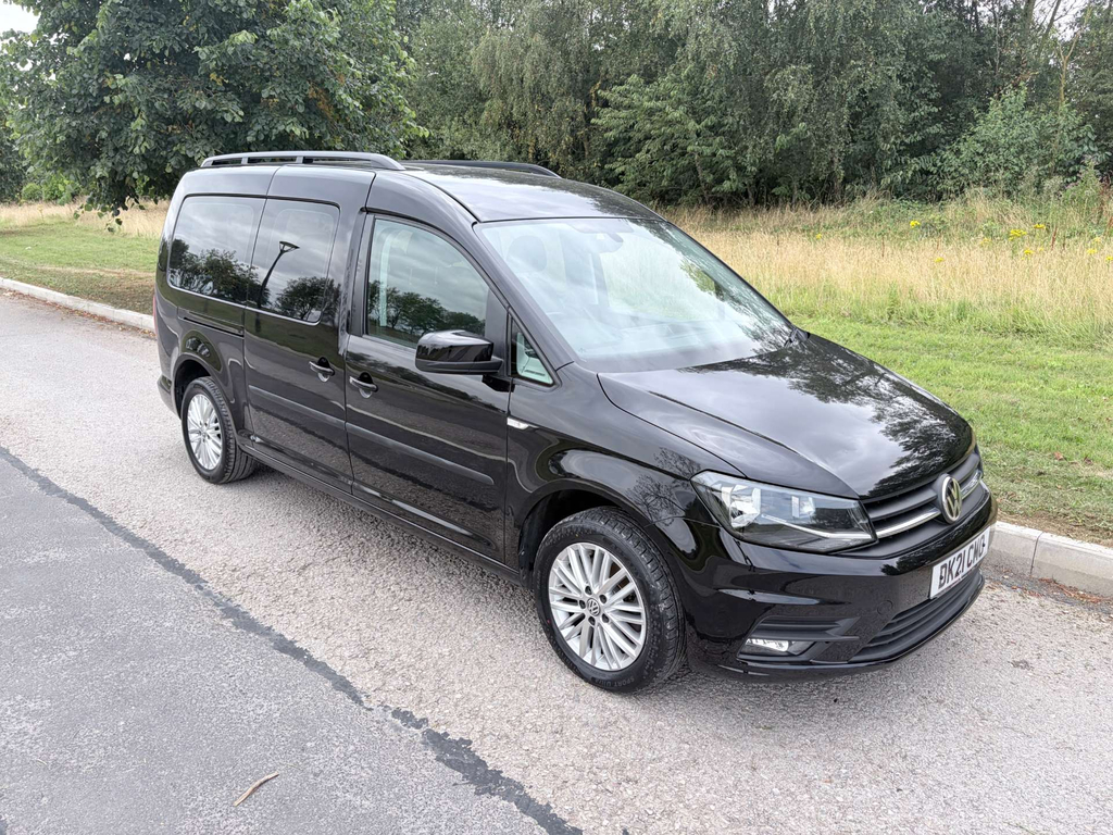 Volkswagen Caddy Maxi Life Wheelchair Accessible Vehicle Wav Disabled Mpv #2