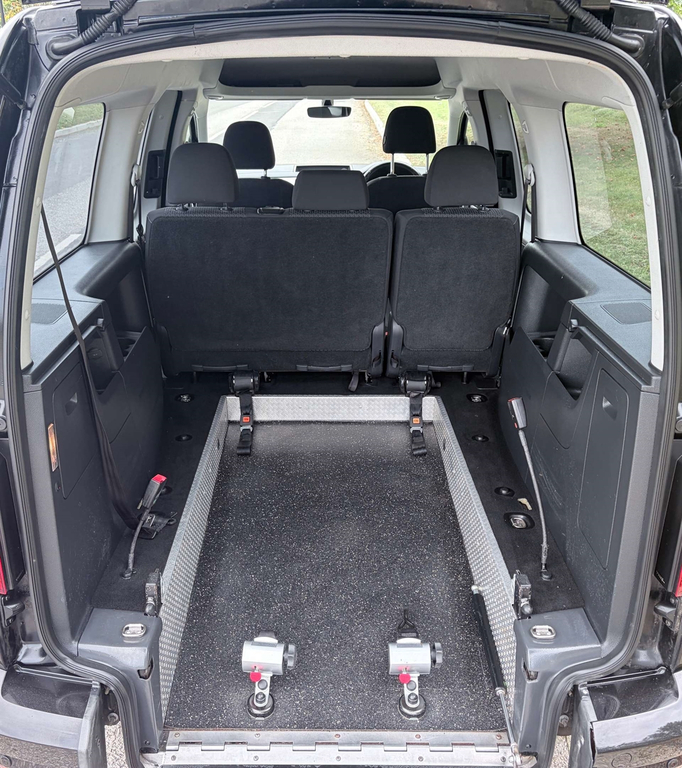 Volkswagen Caddy Maxi Life Wheelchair Accessible Vehicle Wav Disabled Mpv #6