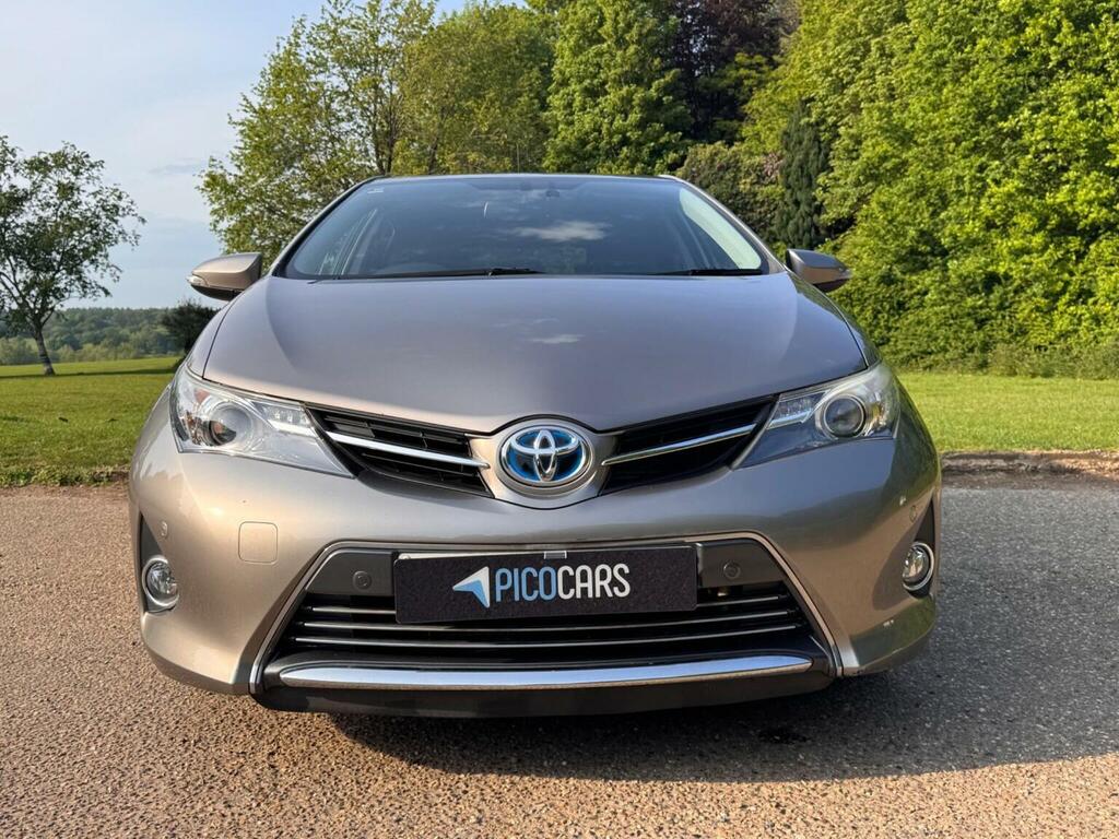 Toyota Auris Hatchback 1.8 Vvt-h Excel Cvt Euro 5 Ss 20 Brown #2