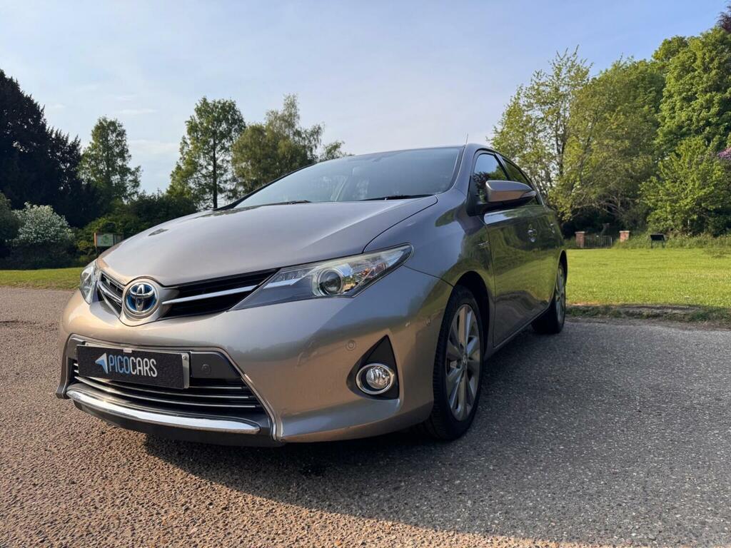 Toyota Auris Hatchback 1.8 Vvt-h Excel Cvt Euro 5 Ss 20 Brown #3