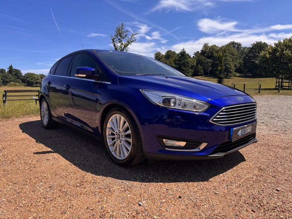 Ford Focus Hatchback 1.0T Ecoboost Titanium X Euro 6 Ss Blue