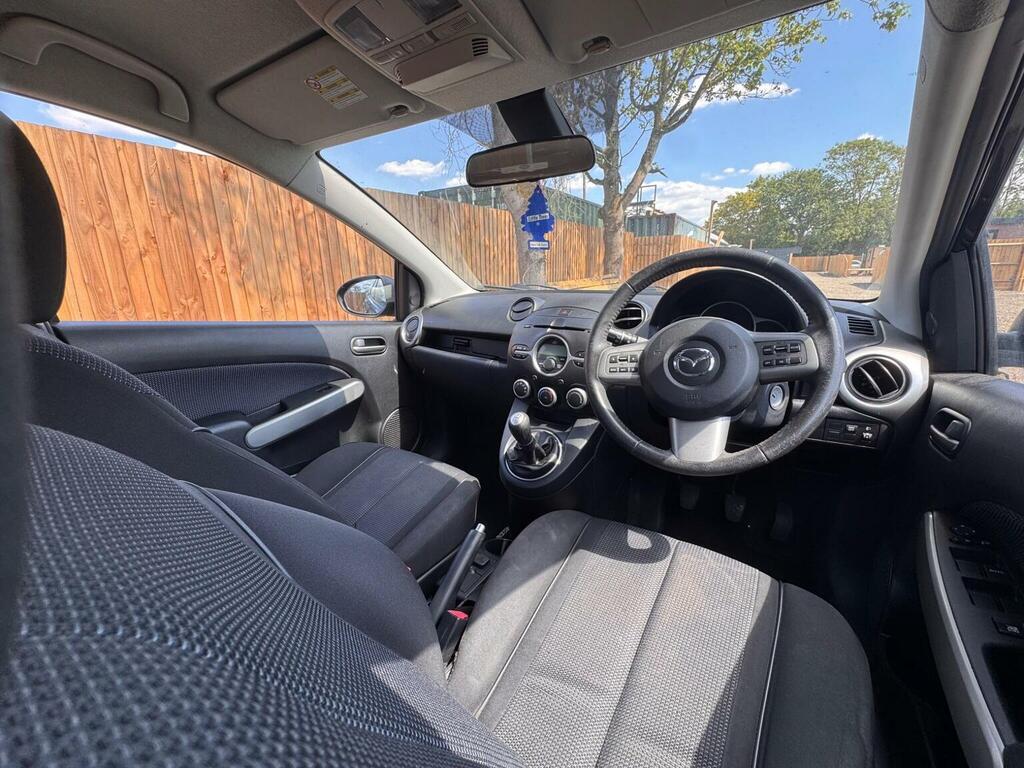 Mazda 2  Green #18