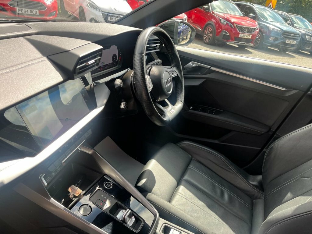 Audi A3 1L S Line SA23YFL Black #6
