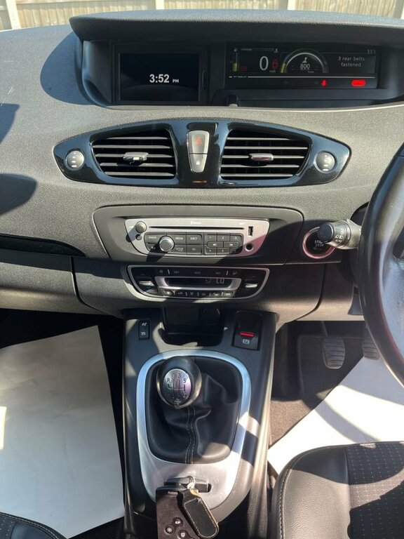 Renault Scenic 1.5L Dynamique Nav Beige #3