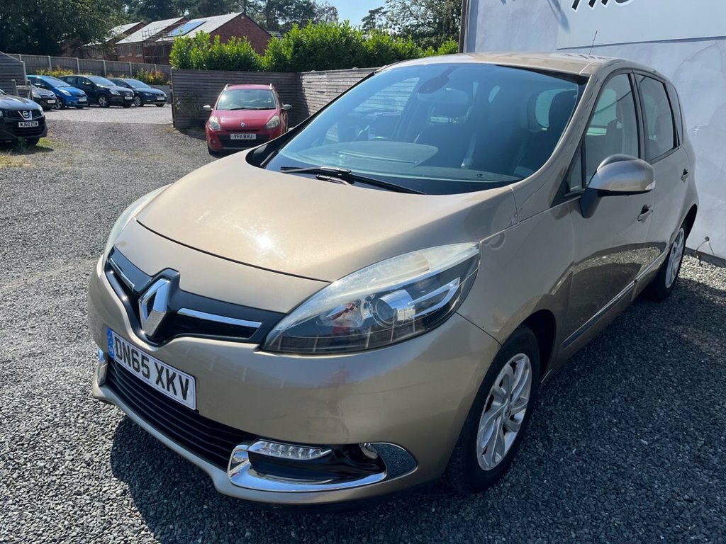 Renault Scenic 1.5L Dynamique Nav Beige #5