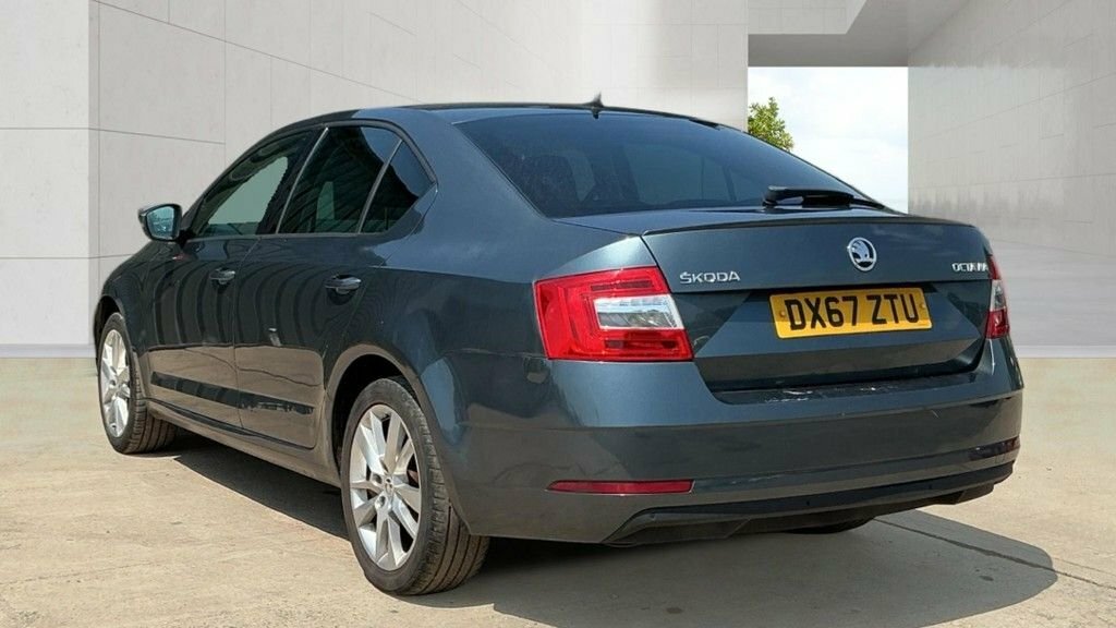 Skoda Octavia 1.5L Se L Grey #3