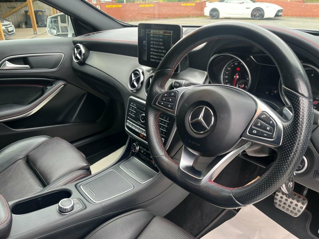 Mercedes-Benz GLA Class 2L Amg Line YR18MLK Silver #2